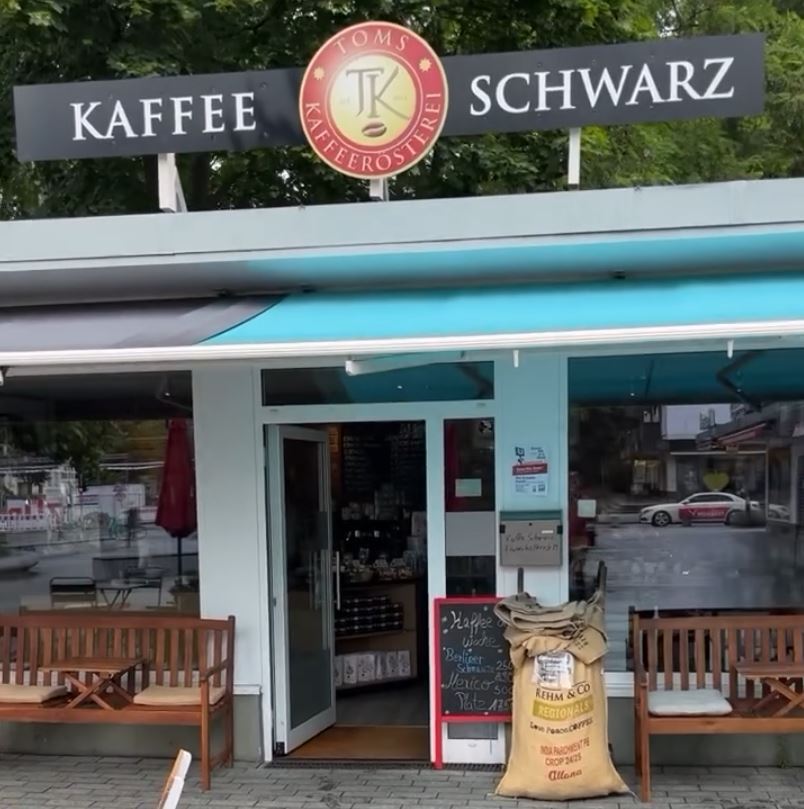 Newsletter Juni 2026 - Kaffee Schwarz Eröffnungsfeier